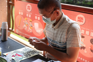 小處放手，大處堅持